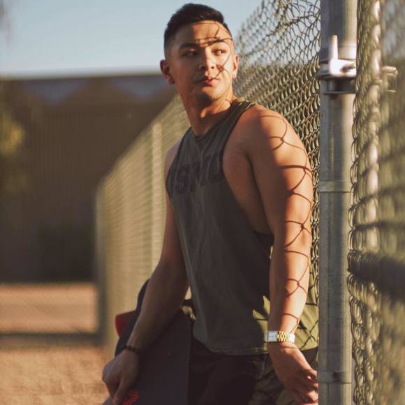 Meet your Posher, Kyle - Picture 1 of 1